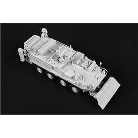 Trumpeter 07456 M1132 Stryker Engineer Squad Vehicle With SOB