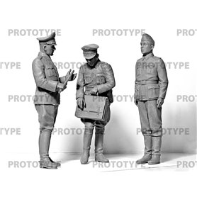 ICM 1:24 WWII GERMAN STAFF PERSONNEL