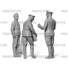 ICM 1:24 WWII GERMAN STAFF PERSONNEL