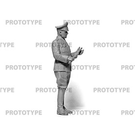 ICM 1:24 WWII GERMAN STAFF PERSONNEL
