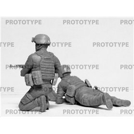 ICM 1:35 THE CREW OF STUGNA-P ANTI-TANK COMPLEX