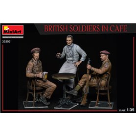 Mini Art 35392 British Soldiers in cafe