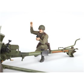 Zvezda 1:35 ZIS-3 w/CREW