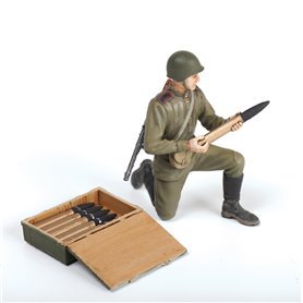 Zvezda 1:35 ZIS-3 w/CREW