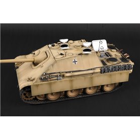 Trumpeter 1:16 Sd.Kfz.173 Jagdpanther - LATE VERSION
