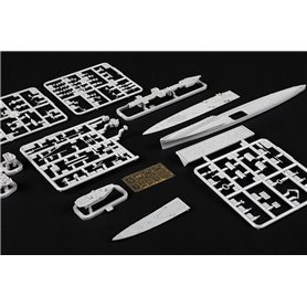 Trumpeter 1:700 HMS Colombo