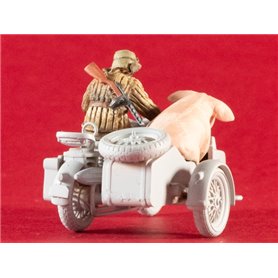 Toro 48F63 Wioząc Wieprzka (2 Figurki do Tamiya 32578)