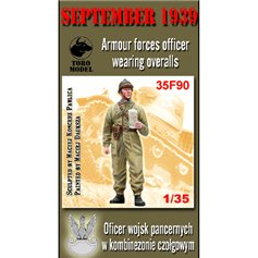 Toro 1:35 September 1939 - armour forces officer wearing overalls 