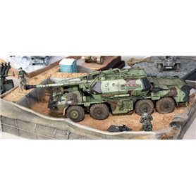 Toro 35F45 PKW Afganistan - Żołnierz W Bluzie Polarowej