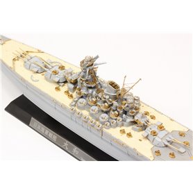 Pontos 1:700 1IJN Yamato 1945 - JAPANESE BATTLESHIP
