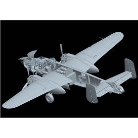 HK Models 1:32 B-25J Mitchell - STRAFING BABES