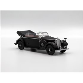 ICM 1:35 Typ 320 (W142) Cabriolet - WWII GERMAN STAFF CAR