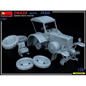 Mini Art 24007 D8532 Mod. 1950 German Traffic Tractor