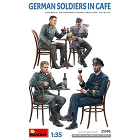 Mini Art 35396 German Soldiers in Cafe