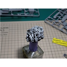 Border Model BF-003 Focke-Wulf FW190A-6 w/WGr.21 & Full Engine and Weapon Interior