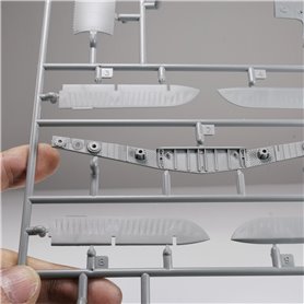 Border Model BF-003 Focke-Wulf FW190A-6 w/WGr.21 & Full Engine and Weapon Interior