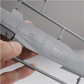Border Model BF-003 Focke-Wulf FW190A-6 w/WGr.21 & Full Engine and Weapon Interior