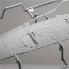 Border Model BF-003 Focke-Wulf FW190A-6 w/WGr.21 & Full Engine and Weapon Interior