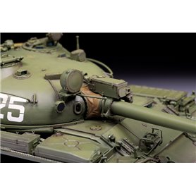 Zvezda 3673 T-62 Soviet MBT (Version 1974-75)