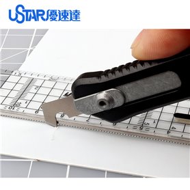 U-STAR UA-91909 Plastic Cutter