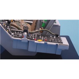 Italeri 1:12 F-16 COCKPIT