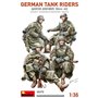 Mini Art 35370 German Tank Riders Winter Uniform 1944-45