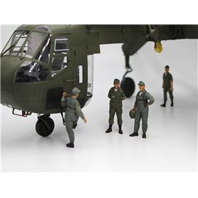 ICM 53101 US Helicopter Pilots (1960s-70s)