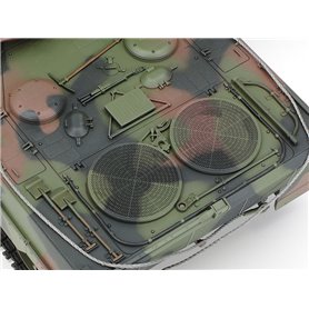 Tamiya 25207 1/35 Leopard 2 A6 Tank "Ukraine"