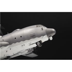 Zvezda 1:72 AC-130J Ghostrider - GUNSHIP