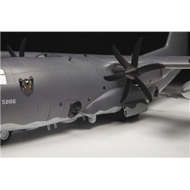 Zvezda 1:72 AC-130J Ghostrider - GUNSHIP