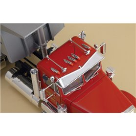 Italeri 3783 Freightliner Heavy Dumper Truck