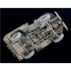 Zvezda 1:35 3/4T WC-52 - US WWII MILITARY MULTI-PURPOSE VEHICLE