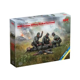 ICM 35620 WWII German Military Medical Personnel