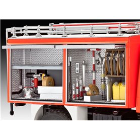 Revell 07512 1/24 Mercedes-Benz Unimog U1300L TLF 8/18