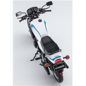 Hasegawa 21515-BK15 Yamaha RZ350 (4U0) (1981)
