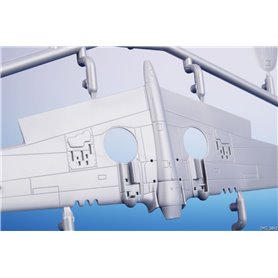Special Hobby 1:72 Kittyhawk Mk.IV - OVER THE MEDITERRANEAN AND THE PACIFIC