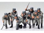 Tamiya 1:35 German assault troops | 8 figurines |