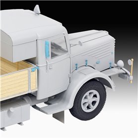 Revell 07580 1/24 Büssing 8000 S 13 mit Trailer