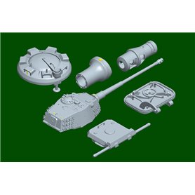 Hobby Boss 1:35 Pz.Kpfw.VI Tiger II - Henschel 105mm