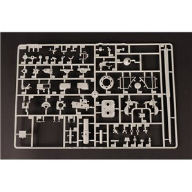 Hobby Boss 1:35 Pz.Kpfw.VI Tiger II - Henschel 105mm