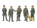 Tamiya 1:35 German gendarmerie | 5 figurines and dog |