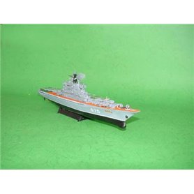 Trumpeter 1:700 USSR KIEV AIRCRAFT CARRIER