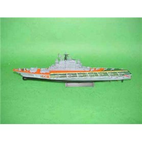 Trumpeter 1:700 USSR KIEV AIRCRAFT CARRIER