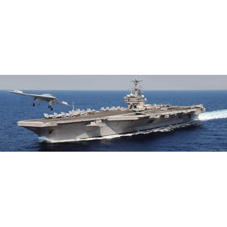 Italeri 1:720 USS George H. W. Bush CVN-77