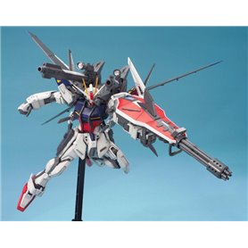 Bandai 65582 MG 1/100 LUCAS'S STRIKE E + I.W.S.P.