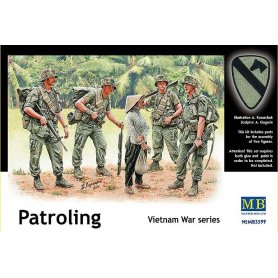 MB 1:35 Patroling. Vietnam War