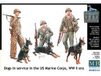 MB 1:35 Psy w służbie US Marines Corps | 3 figurki |