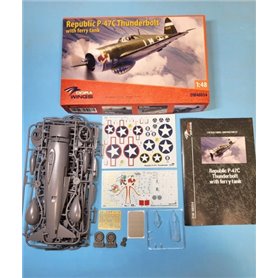 Dora Wings 1:48 Republic P-47C Thunderbolt - W/FERRY TANK