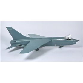 Sword 1:72 RF-8G - PHOTO-RECON CRUSADER OVER VIETNAM
