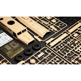 Meng 1:35 U.S. Cougar 6x6 MRAP